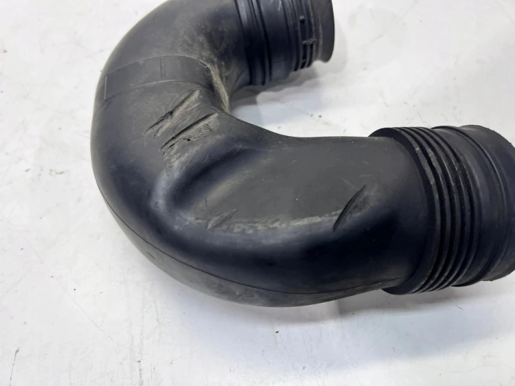 WLOT DOLOT POWIETRZA AUDI A3 8P LIFT 1K0129618AF