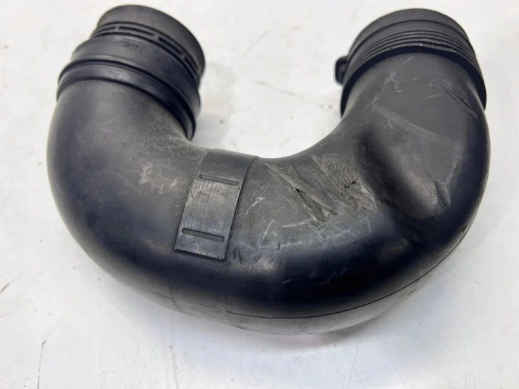 WLOT DOLOT POWIETRZA AUDI A3 8P LIFT 1K0129618AF
