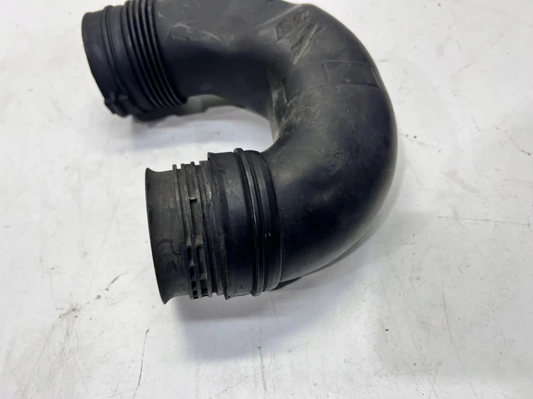 WLOT DOLOT POWIETRZA AUDI A3 8P LIFT 1K0129618AF