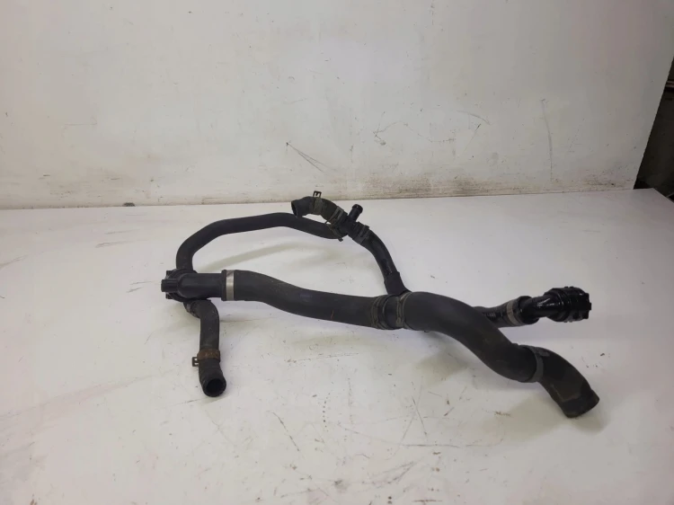 RURA PRZEWÓD WODY AUDI A4 B9 A5 8W0121030K