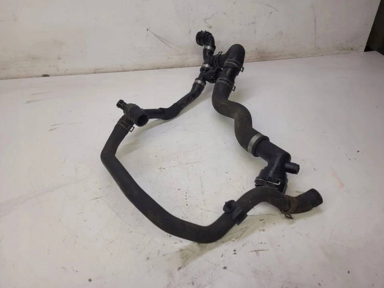 RURA PRZEWÓD WODY AUDI A4 B9 A5 8W0121030K