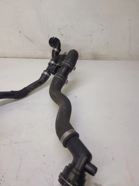 RURA PRZEWÓD WODY AUDI A4 B9 A5 8W0121030K