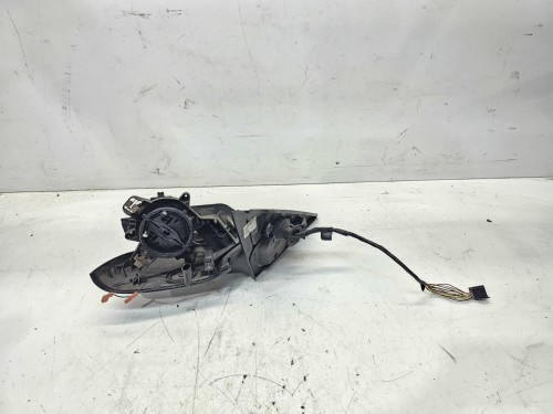STELAŻ LUSTERKA LEWEGO AUDI Q5 8R 8R1857409B 14 PIN