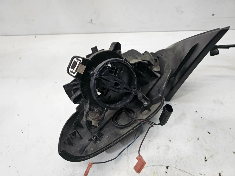 STELAŻ LUSTERKA LEWEGO AUDI Q5 8R 8R1857409B 14 PIN