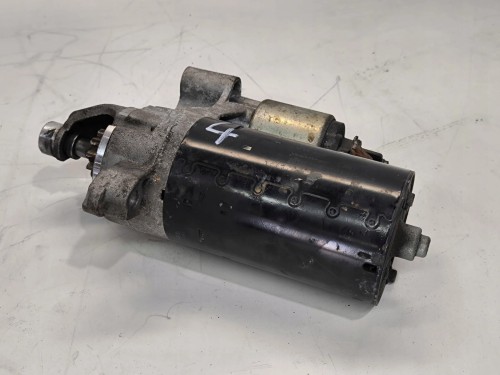 ROZRUSZNIK VW AUDI A4 B8 A5 Q5 2.0 TDI 03L911021E *4* ORYGINAŁ !!!
