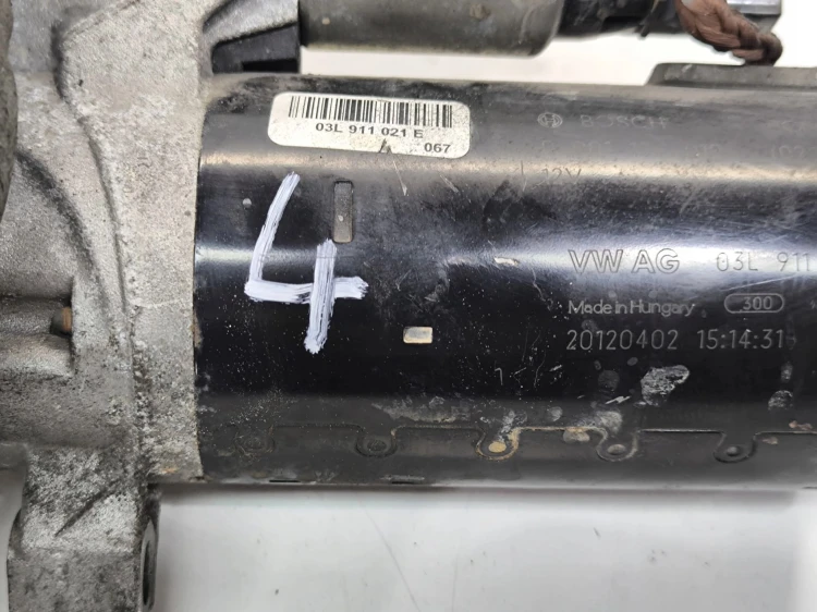 ROZRUSZNIK VW AUDI A4 B8 A5 Q5 2.0 TDI 03L911021E *4* ORYGINAŁ !!!