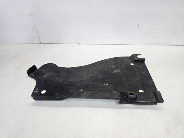 OSŁONA PODWOZIA PRAWY TYŁ AUDI A4 B6 B7 8E0825216B