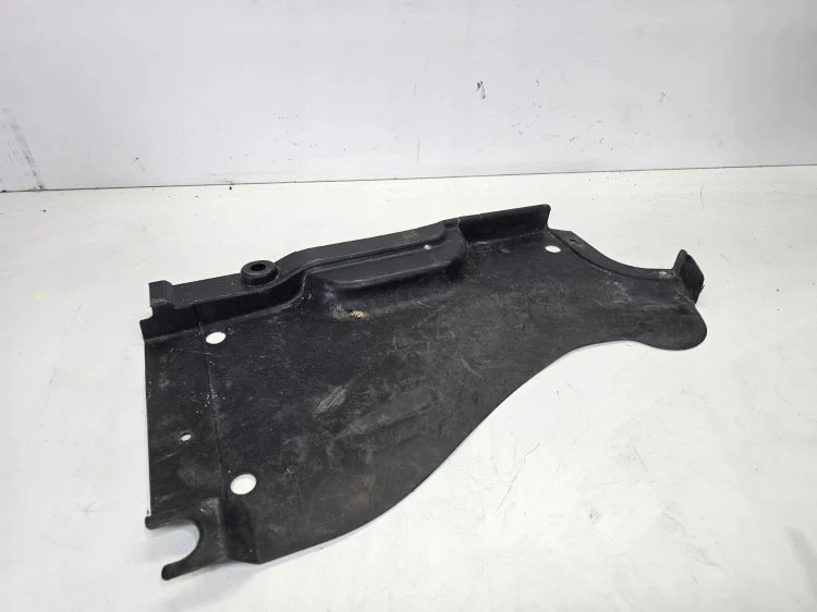 OSŁONA PODWOZIA PRAWY TYŁ AUDI A4 B6 B7 8E0825216B