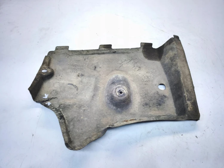 OSŁONA PŁYTA PODWOZIA LEWA MAŁA AUDI A6 C7 4G0825201B