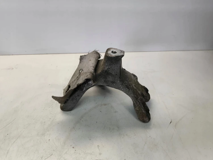 ŁAPA WSPORNIK SILNIKA PRAWA AUDI A4 B8 A5 8T Q5 8R 8K0199308BE ORYGINAŁ !!!