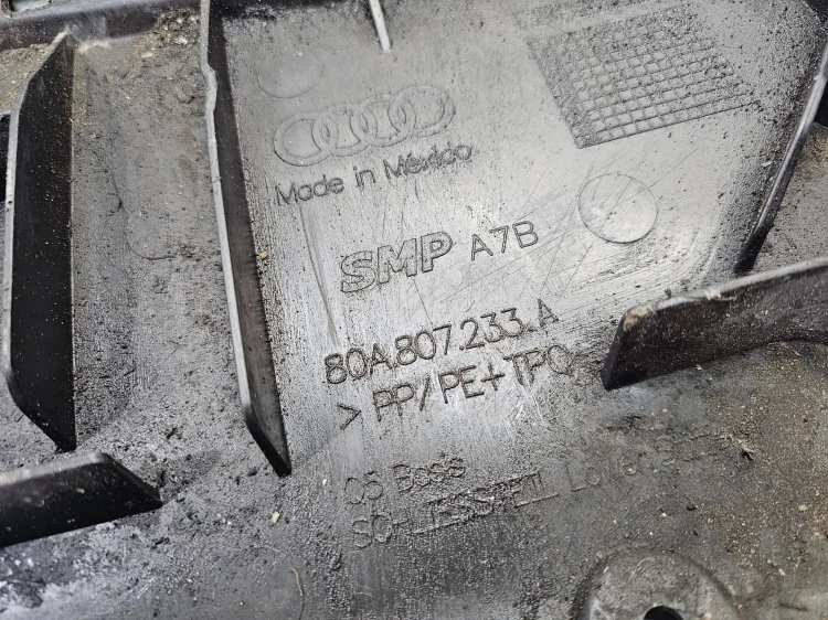 DOKŁADKA LOTKA SPOILER ZDERZAKA PRZÓD AUDI Q5 FY 80A S-LINE 80A807061A