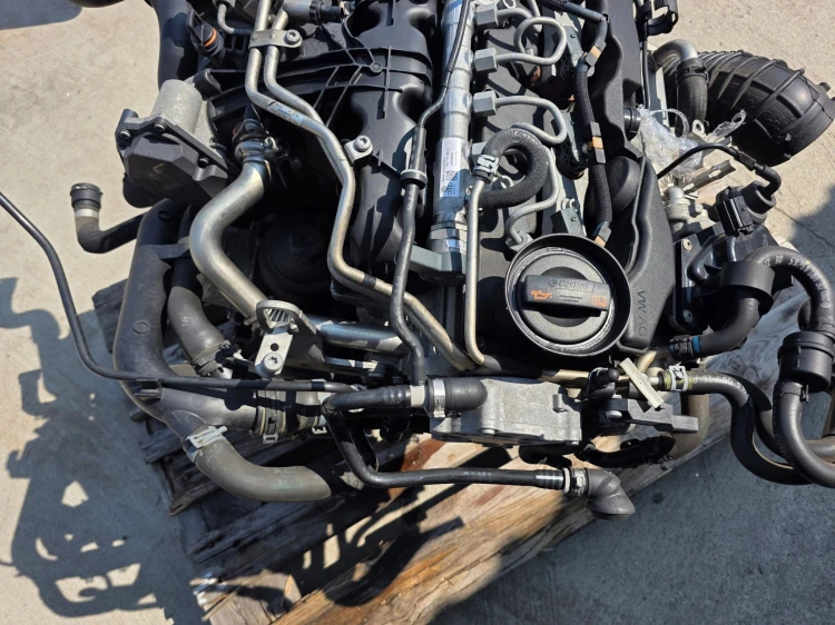 SILNIK KOMPLETNY AUDI A5 8T A4 B8 Q5 SEAT 2.0 TDI CJC CJCB ORYGINAŁ *2 !!!