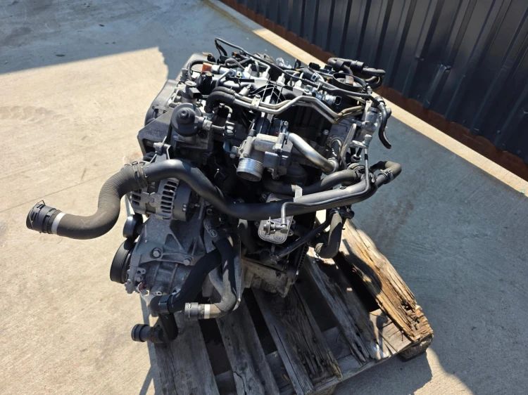 SILNIK KOMPLETNY AUDI A5 8T A4 B8 Q5 SEAT 2.0 TDI CJC CJCB ORYGINAŁ *2 !!!