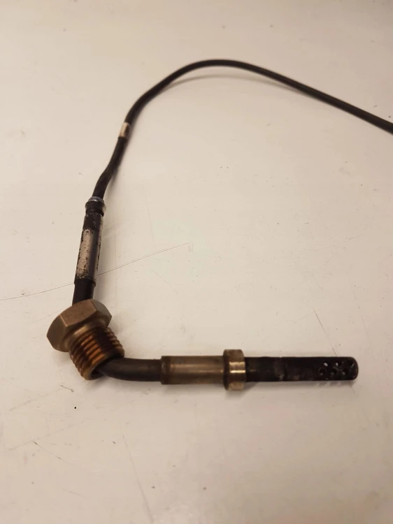 CZUJNIK TEMPERATURY SPALIN AUDI A4 A6 03G906088K