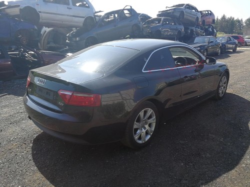 LISTWA CHROM PRAWA KAROSERYJNA AUDI A5 8T0853704