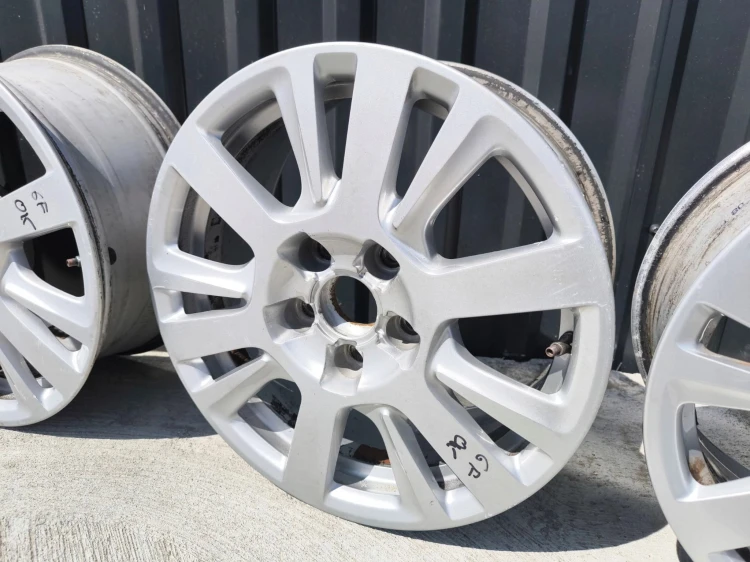 FELGA FELGI VW AUDI A3 A4 A6 ITP 7.0J R16 ET42 4F0601025CF *6F*