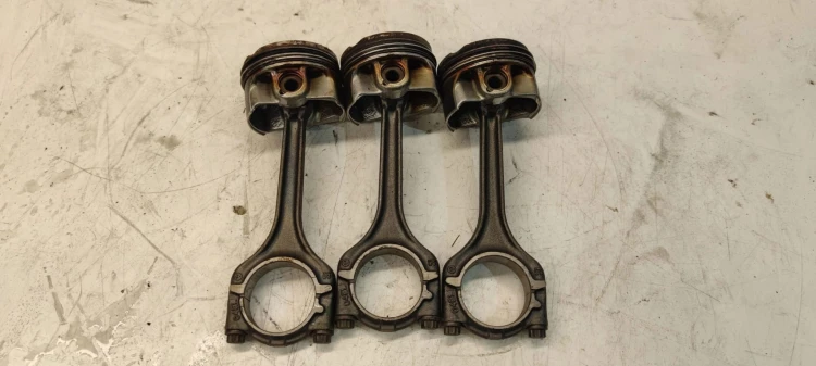TŁOK + KORBOWÓD AUDI VW SEAT 1.2 TSI TFSI 04EL CJZ