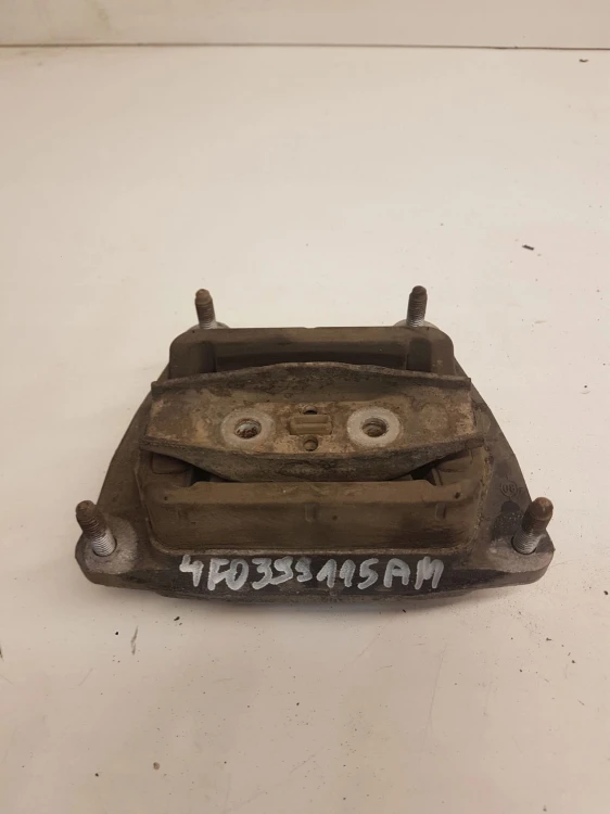 ŁAPA PODUSZKA SKRZYNI AUDI A6 C6 4F0399115AM