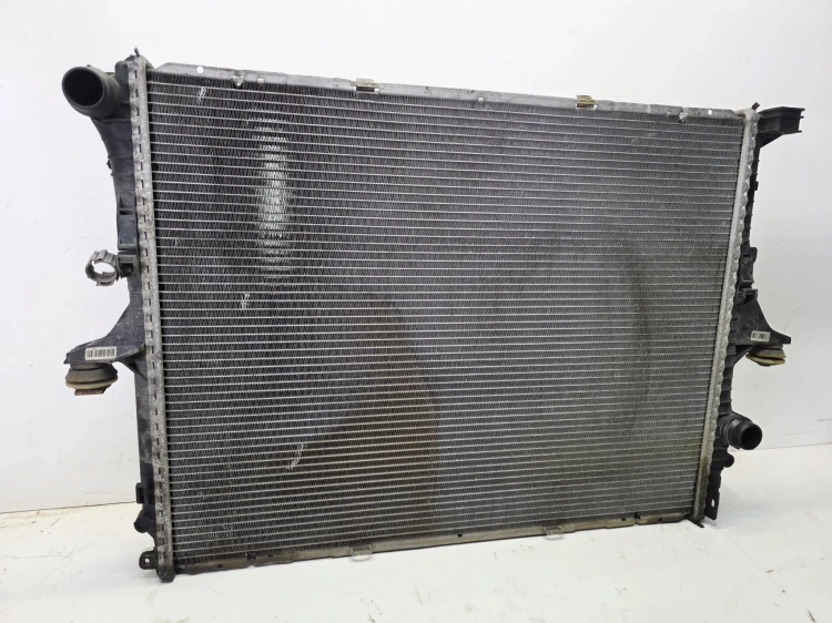 CHŁODNICA WODY AUDI Q7 4L 3.0 TDI 7L0121253A