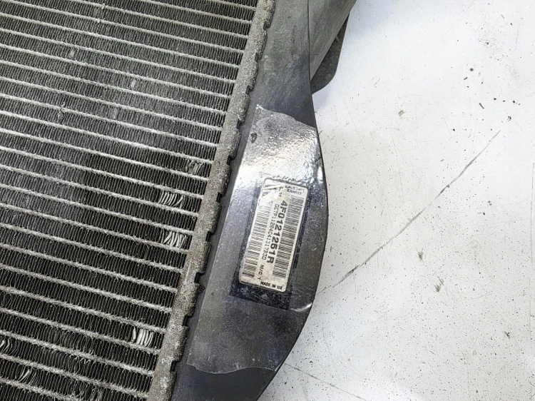 CHŁODNICA WODY OLEJU AUTOMAT AUDI A6 C6 2.0 TDI 4F0121251R