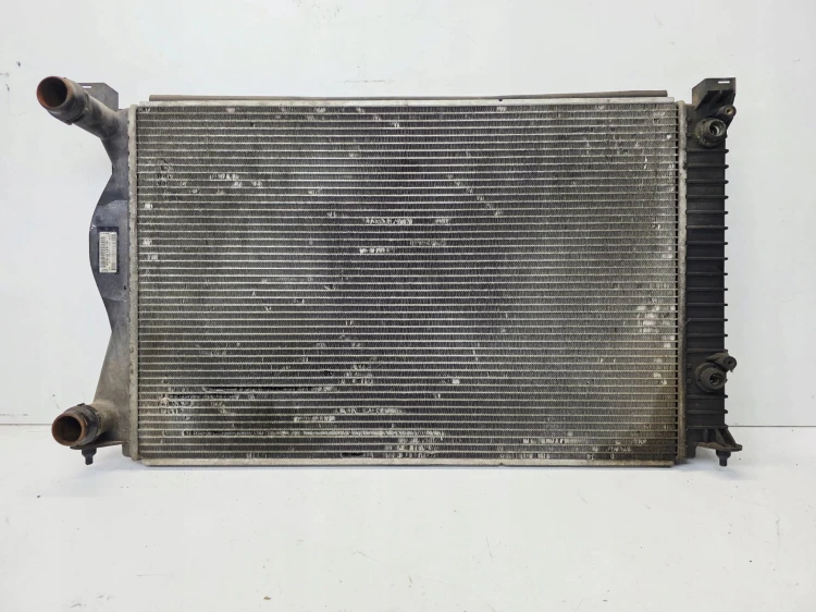 CHŁODNICA WODY OLEJU AUTOMAT AUDI A6 C6 2.0 TDI 4F0121251R