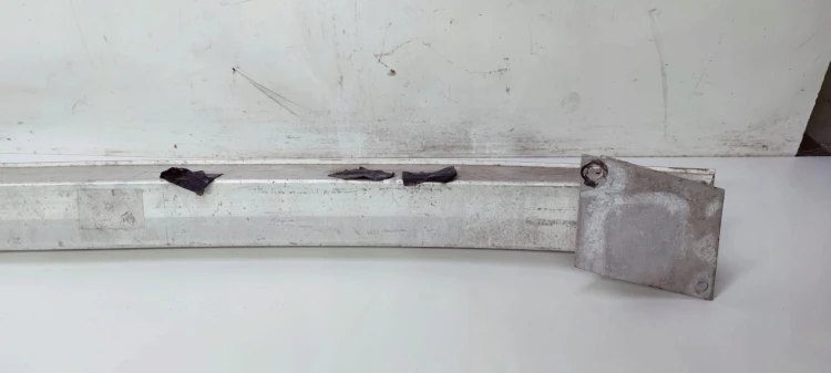 BELKA POD ZDERZAK TYŁ AUDI A3 8P3 3D 8P3807309