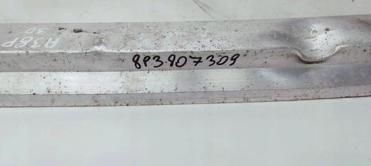 BELKA POD ZDERZAK TYŁ AUDI A3 8P3 3D 8P3807309