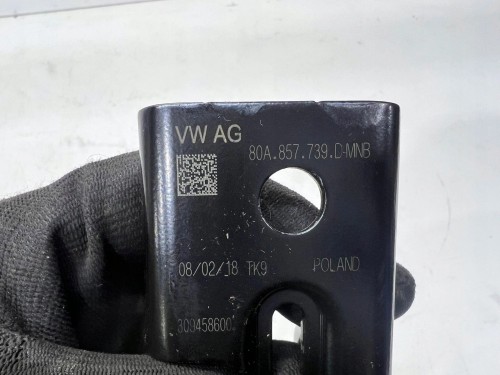 ZAPINKA PASA TYŁ PODWÓJNA AUDI Q5 FY 80A857739D