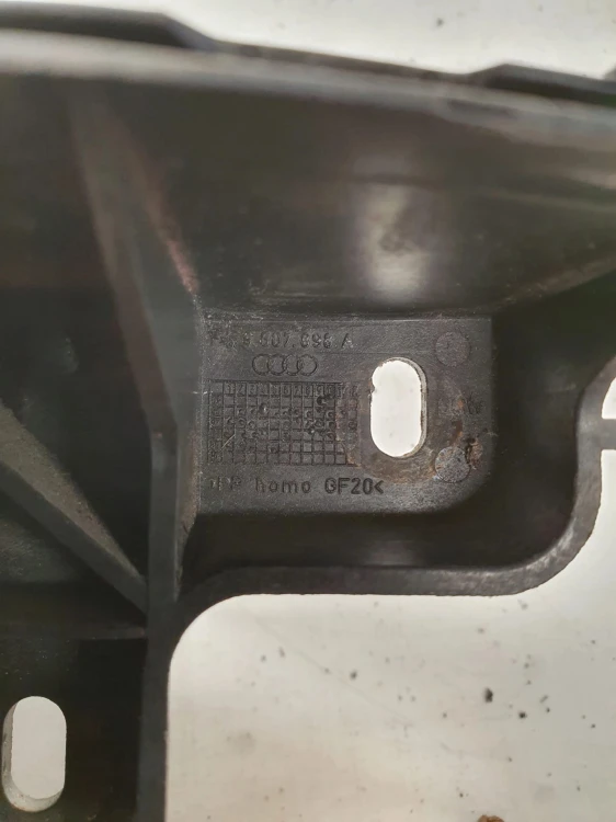 ŚLIZG ZDERZAKA PRAW TYŁ AUDI A6 C6 4F9807898A