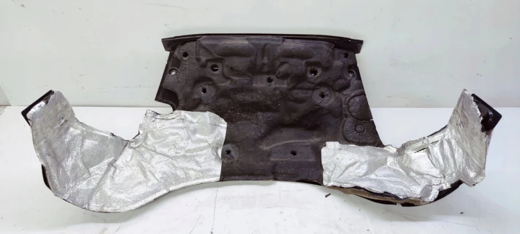 ŚCIANA GRODZIOWA WYGŁUSZENIE AUDI Q7 4L 7L6819523C