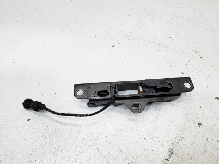 ZAMEK RYGIEL BLOKADA DACHU PRAWA AUDI A5 8F CABRIO 8F0871398A