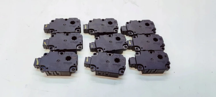 SILNICZEK NAGRZEWNICY AUDI A4 B9 A5 8W DA893009 ZBAT0063D13