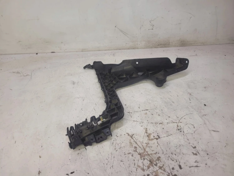ŚLIZG ZDERZAKA PRAWY TYŁ AUDI A3 8P 8P4807378B