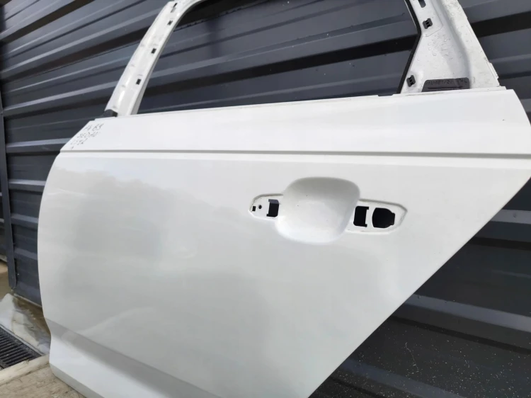 DRZWI LEWY TYŁ AUDI A4 B9 LS9R SEDAN PRZED LIFT !!!