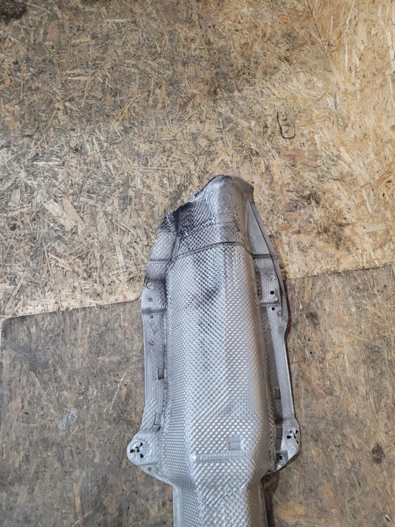 OSŁONA TERMICZNA TUNELU AUDI A1 8X 8X0825671G