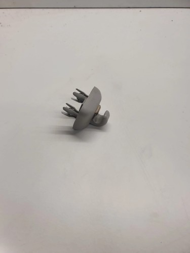 UCHWYT HACZYK OSŁONY AUDI A4 A6 A5 Q5 8E0857562A