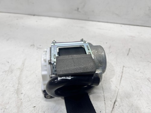 PAS BEZPIECZEŃSTWA LEWY PRZÓD AUDI A3 8Y 8Y0857705K