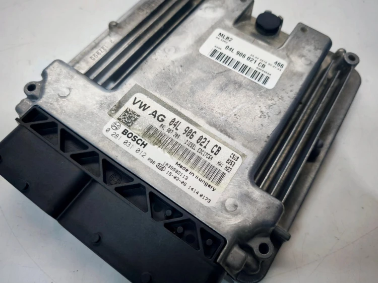 KOMPUTER STEROWNIK SILNIKA AUDI A4 B8 A5 LIFT 2.0 TDI 04L906021CB