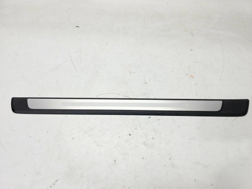 LISTWA PROGOWA WEWNĘTRZNA LEWY PRZÓD AUDI A4 B9 8W0853373F