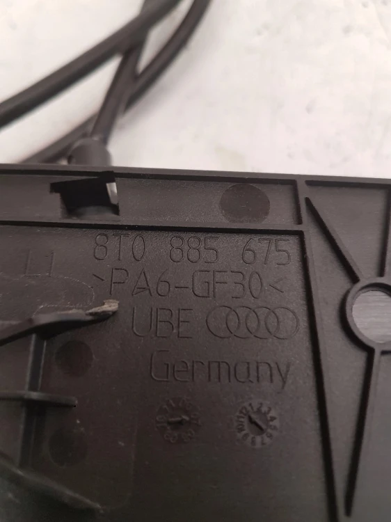 RĄCZKA OTWIERANIA FOTELA LEWEGO AUDI A5 8T0885675