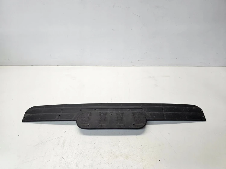 LISTWA WSPORNIK ATRAPY GRILLA AUDI A3 8P LIFT 08-12 8P0853037