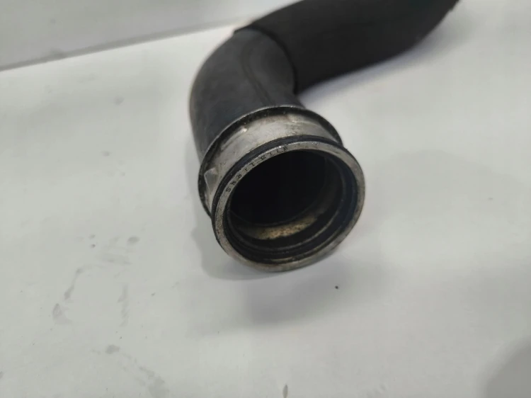 RURA WĄŻ INTERCOOLERA AUDI A6 C6 4F0145737D ORYGINAŁ !!!