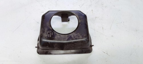 OSŁONA ZBIORNIKA PŁYNU HAMULC AUDI A6 C8 4K0611367