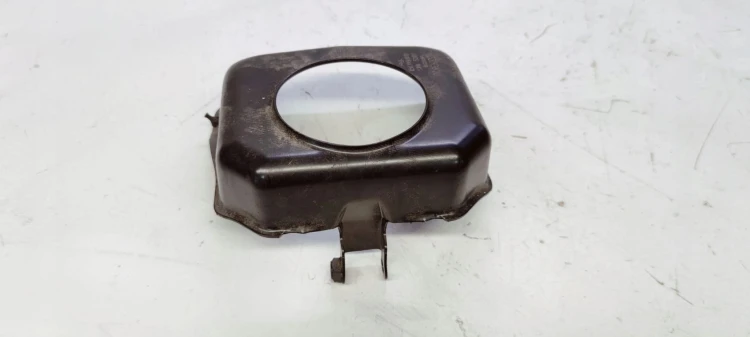 OSŁONA ZBIORNIKA PŁYNU HAMULC AUDI A6 C8 4K0611367
