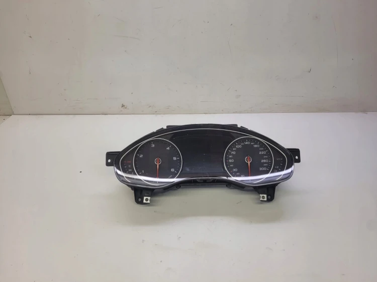 LICZNIK ZEGARY AUDI A6 C7 A7 3.0 TDI 4G8920933B