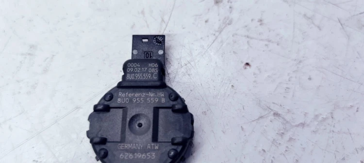 CZUJNIK SENSOR DESZCZU AUDI A1 A4 A5 A6 8U0955559C