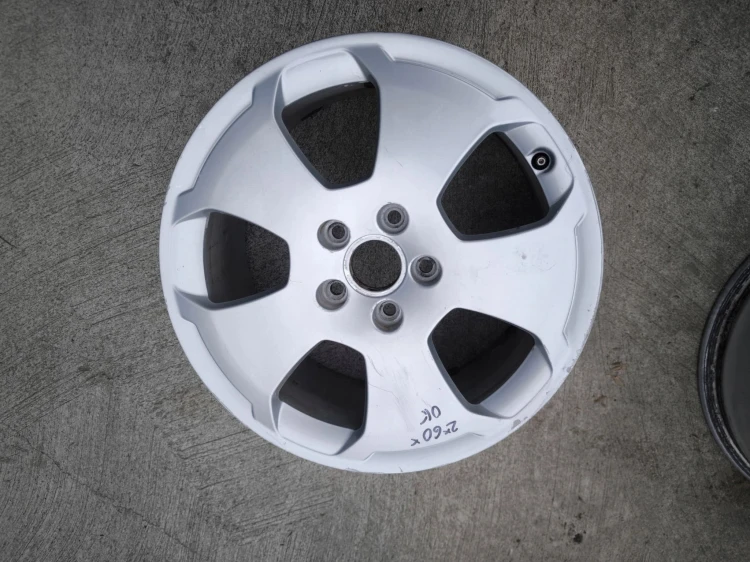FELGI FELGA KOMPLET VW SKODA AUDI A3 A4 A6 7.5J R17 ET56 8P0601025C Z*60*OK