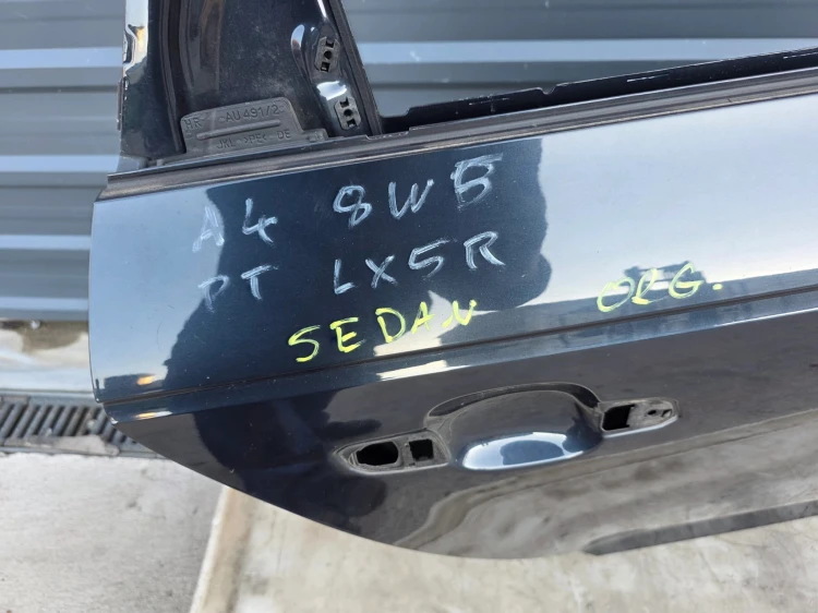 DRZWI PRAWY TYŁ AUDI A4 B9 LX5R SEDAN 2016-2019 ORYGINAŁ !!!