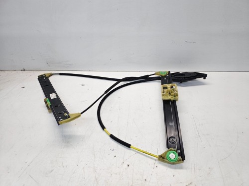 MECHANIZM SZYBY PRAWY PRZÓD AUDI A1 8X 3-DRZWI 8X3837462A