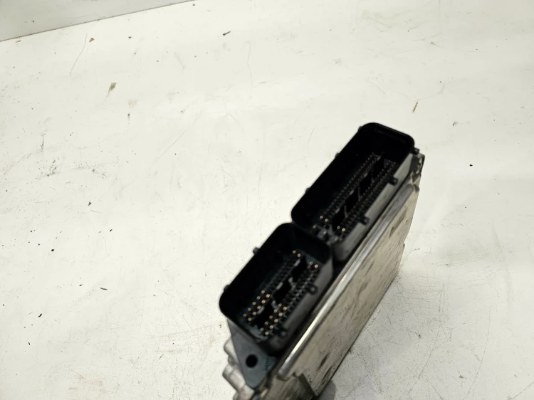 STEROWNIK KOMPUTER SILNIKA AUDI A4 B7 3.0 TDI 8E0907401AL 8E0910401N